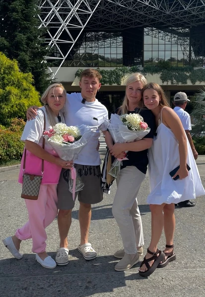 Родители Яны Тырлышкиной и Данко