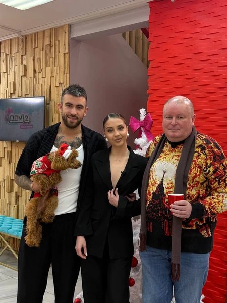 Николай Должанский и Клава Безверхова пришли на поляну